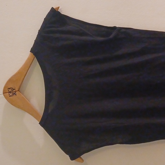 5 For $15 cap sleeve asymmetrical tshirt with metal tassel & zipper - Picture 8 of 9